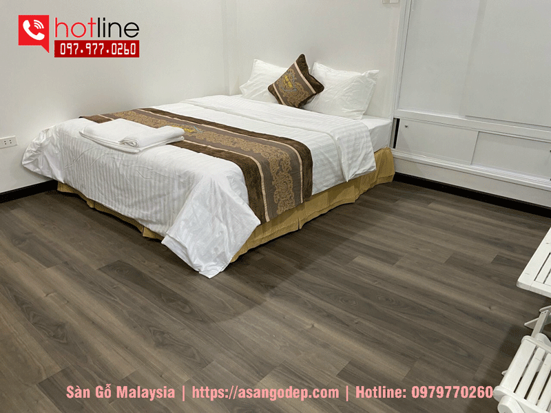 S&agrave;n gỗ Smart Wood J2924 Made in malaysia