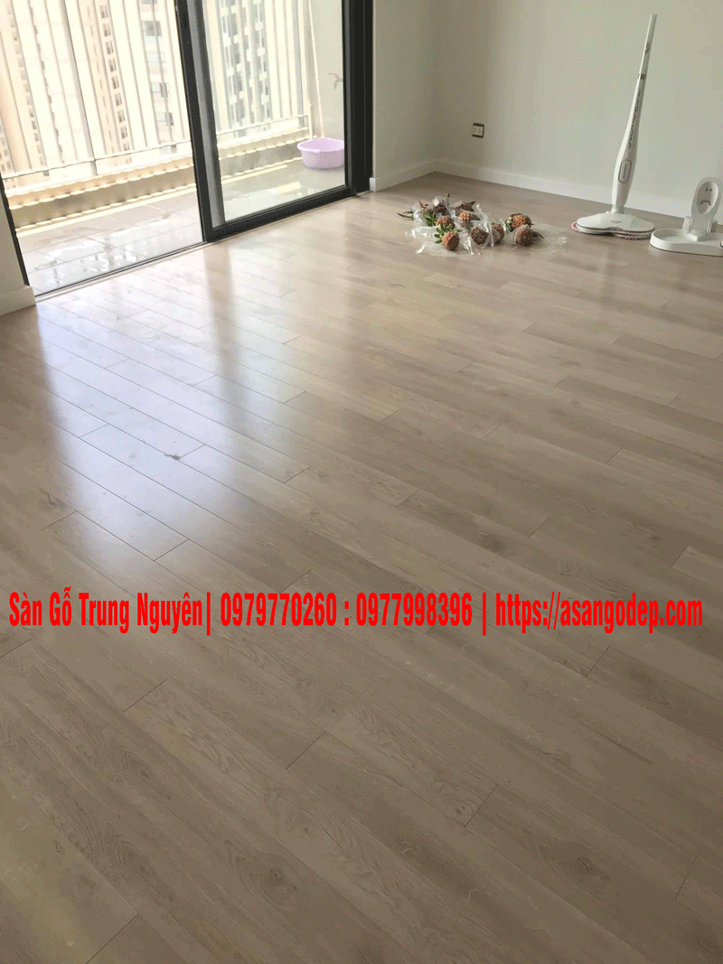 Sàn gỗ Kronoswis 12mm bản nhỏ Sàn gỗ Kronoswis 12mm bản nhỏ