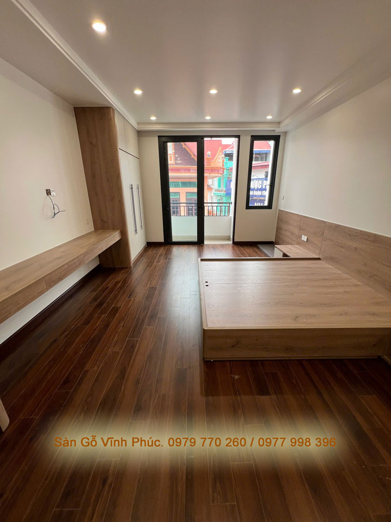 Sàn gỗ công nghiệp cao cấp màu óc chó