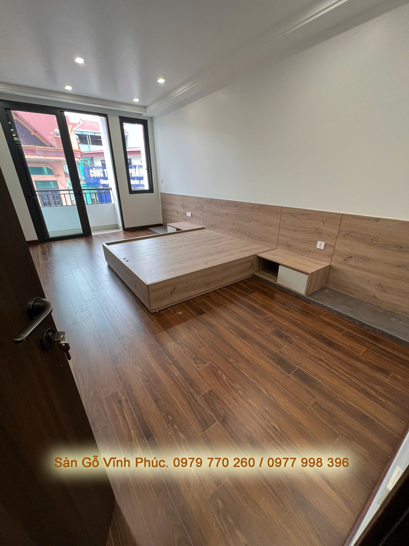 Sàn gỗ công nghiệp cao cấp màu óc chó
