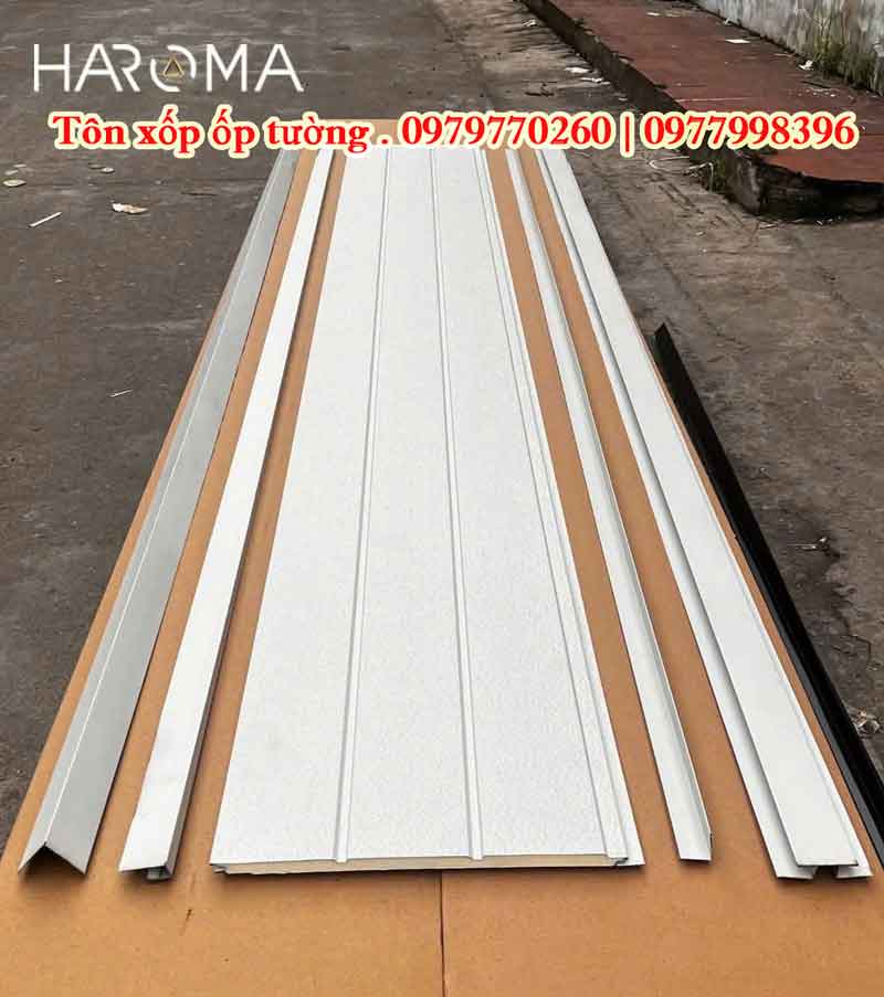 Tôn xốp vân gỗ ốp tường Haroma