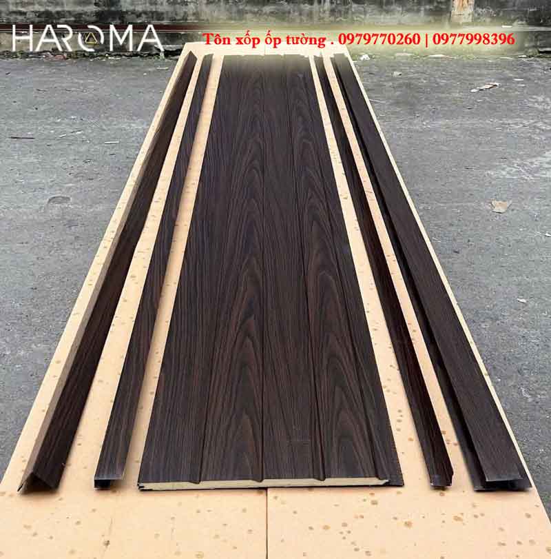 Tôn xốp vân gỗ ốp tường Haroma