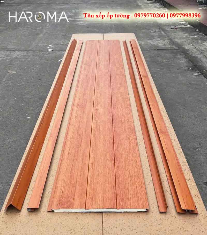 Tôn xốp vân gỗ ốp tường Haroma