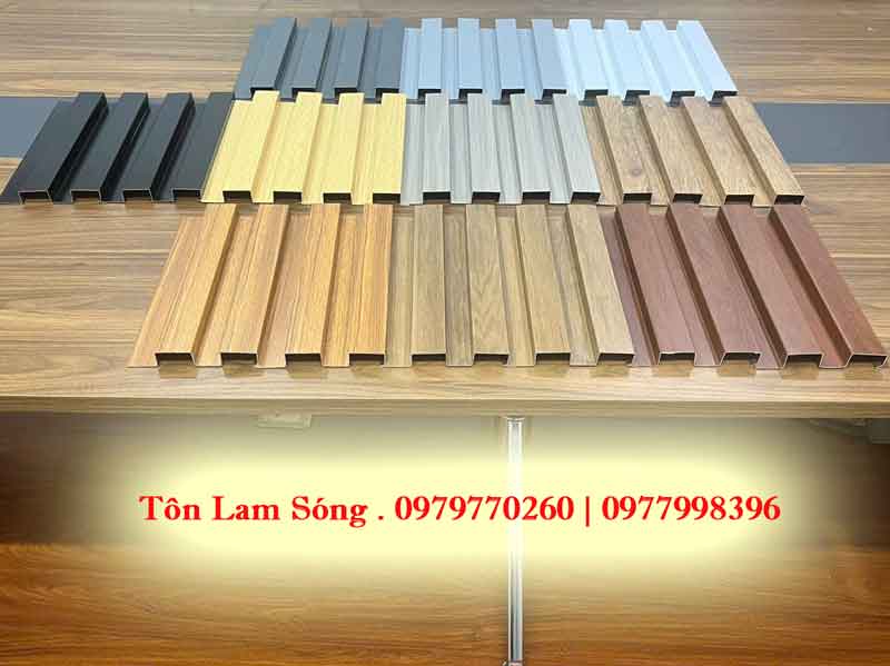 Trần nhôm lam sóng vân gỗ
