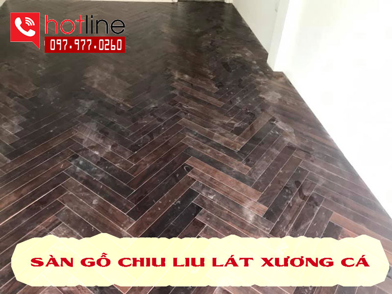 S&agrave;n gỗ tự nhi&ecirc;n chiu liu l&agrave;o l&aacute;t xương c&aacute;